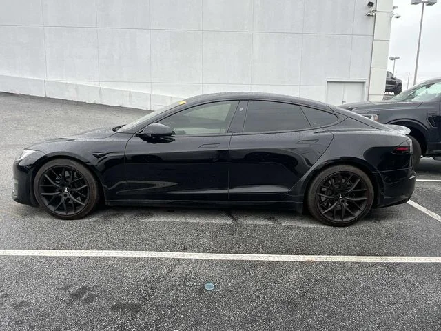 Used 2022 Black Tesla Plaid image 4