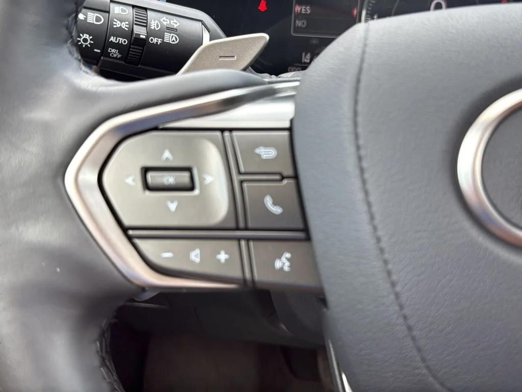 Used 2023 Green Lexus 350 Premium image 17