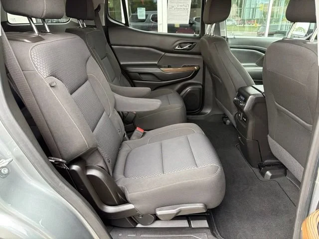 Used 2023 Sterling Metallic GMC SLE image 18
