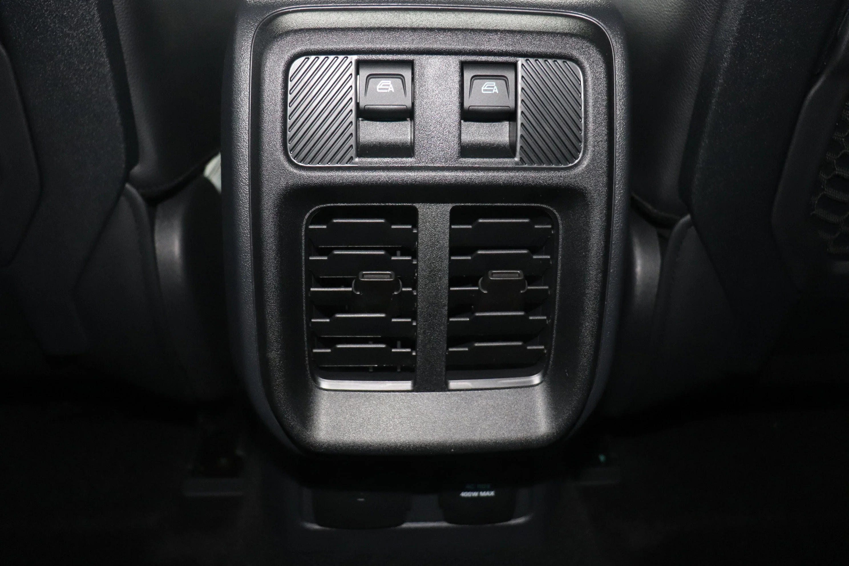 New 2026 AVALANCHE GREY Ford Badlands image 14
