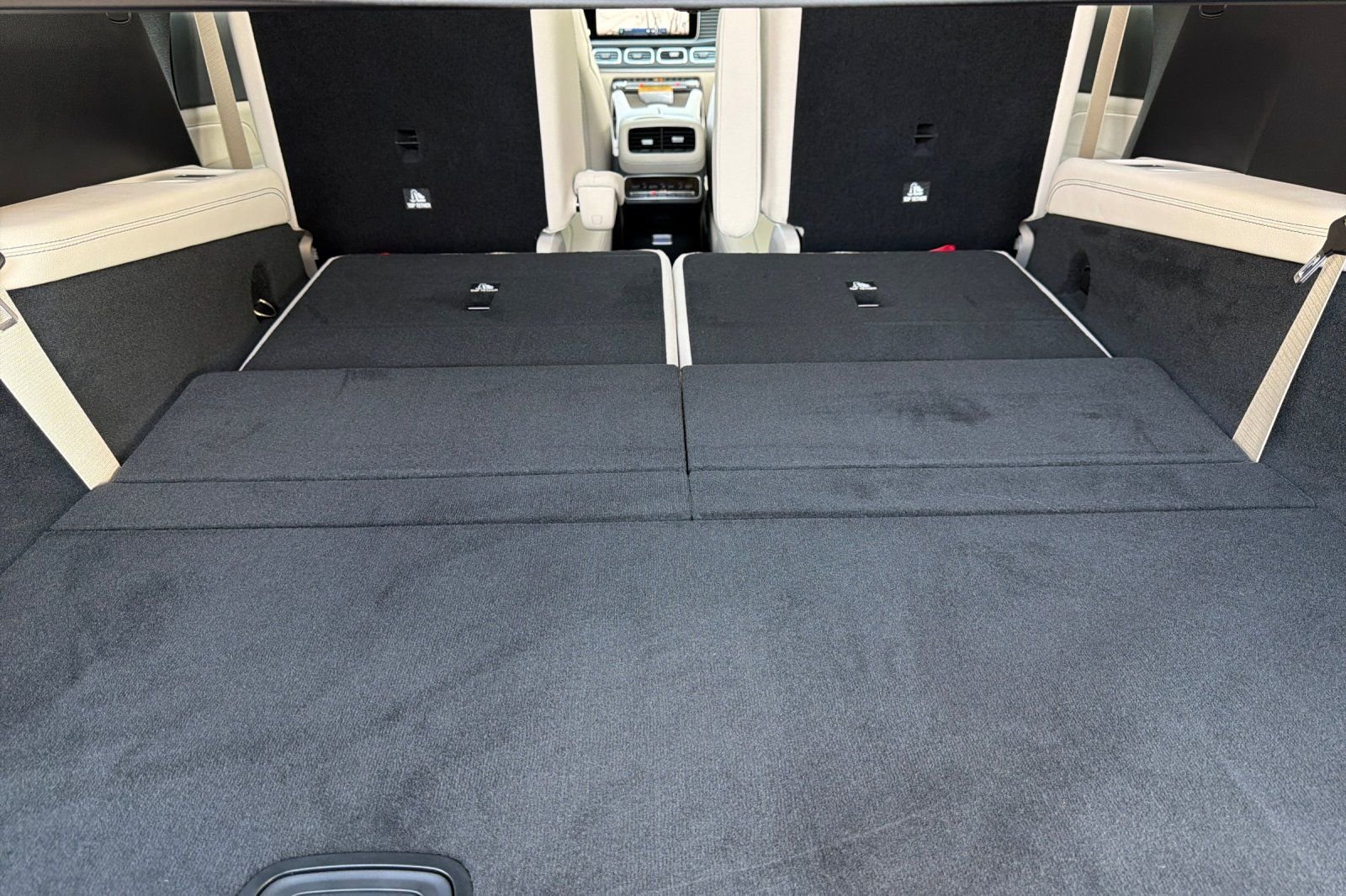 New 2026 Twilight Blue Metallic Mercedes-Benz GLS 450 image 38