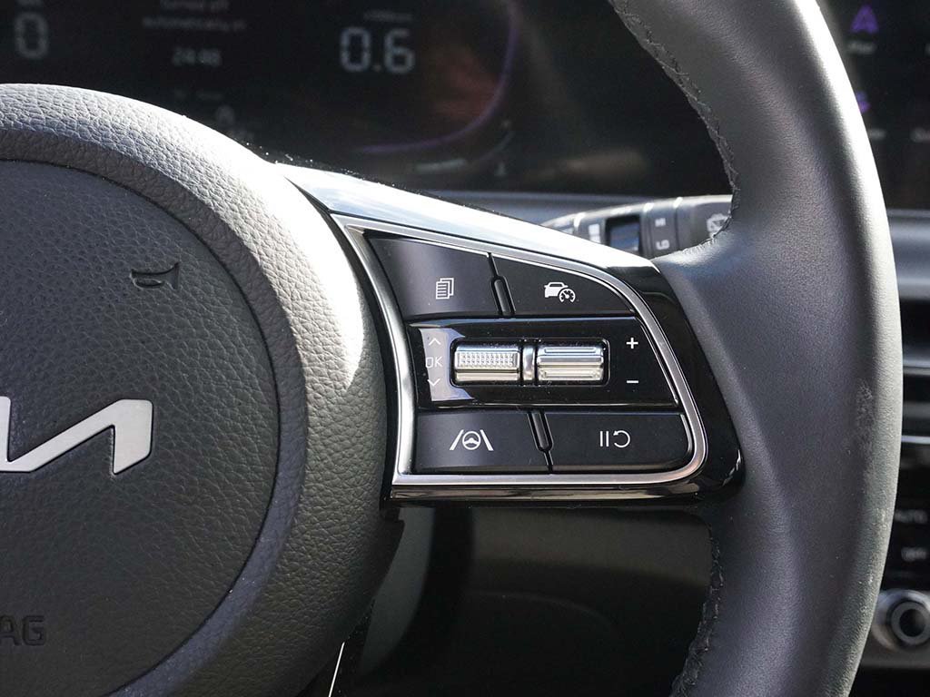 Used 2026 Blue Kia S image 46