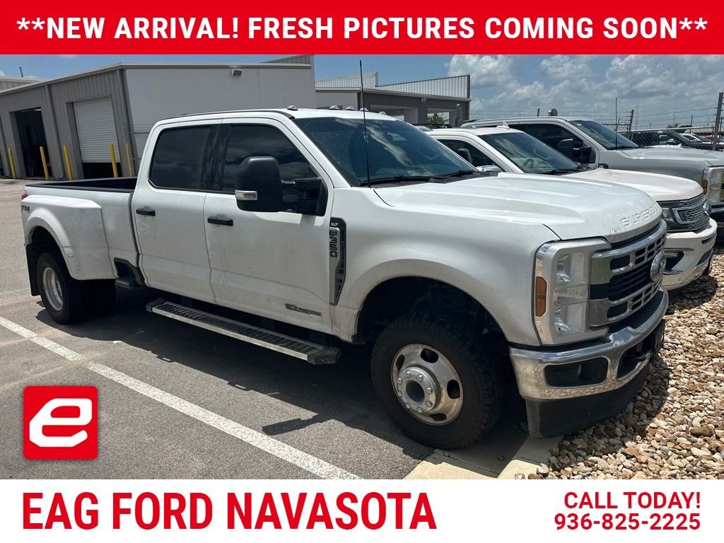 2026 Ford F-350 XLT 4x4 Crew Cab 8' Box DRW's photo