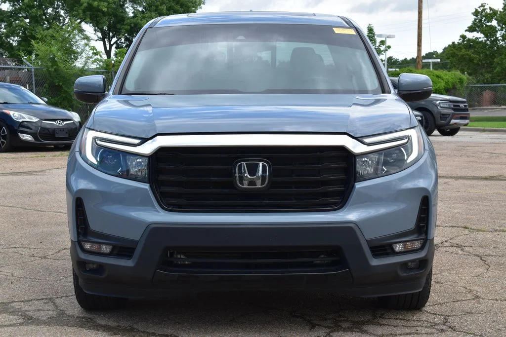 Used 2023 Honda Ridgeline RTL-E with VIN 5FPYK3F76PB040797 for sale in Kansas City