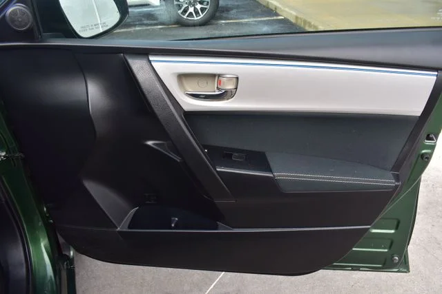 Used 2016 Green Toyota LE Plus image 16