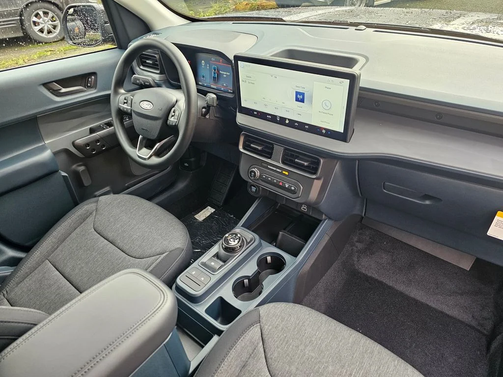 New 2025 Carbonized Gray Metallic Ford XLT image 11