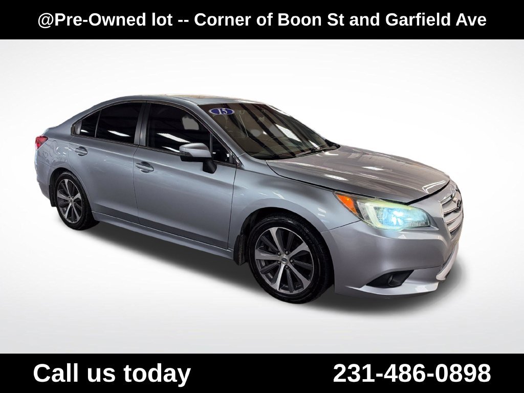 Used 2015 Silver Subaru 2.5i image 7