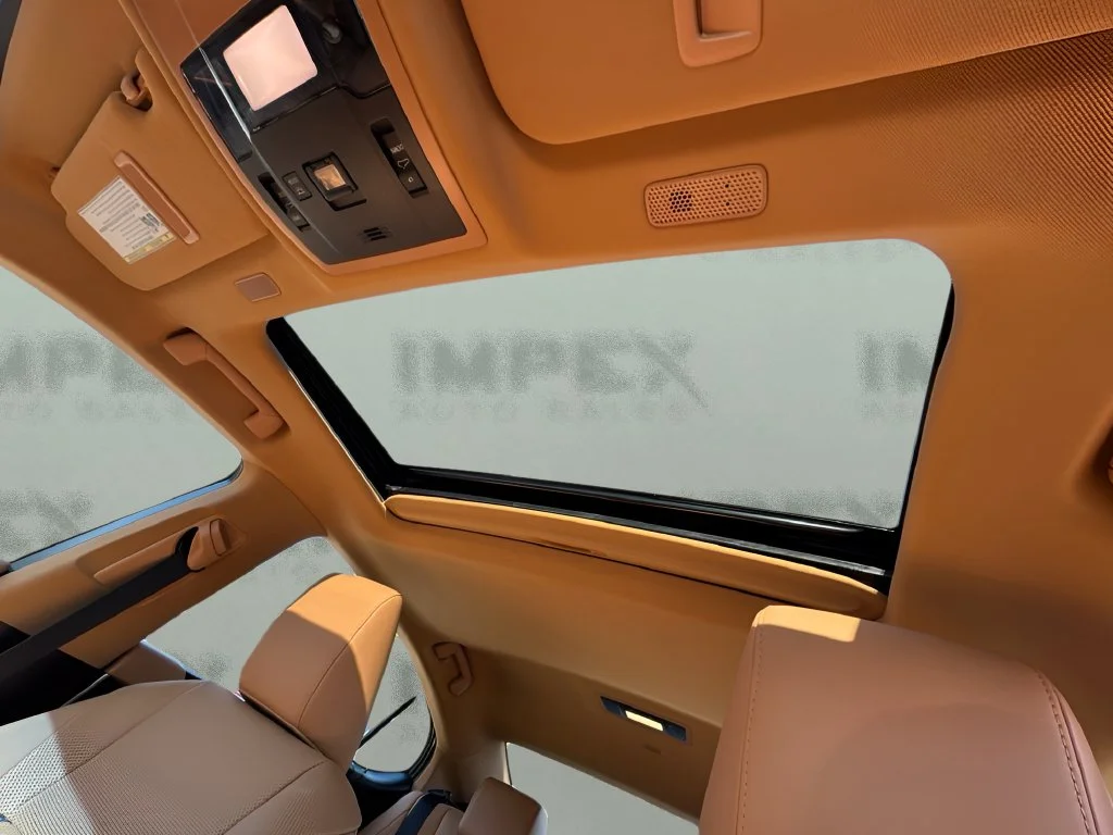 Used 2022 Red Lexus 300h image 11