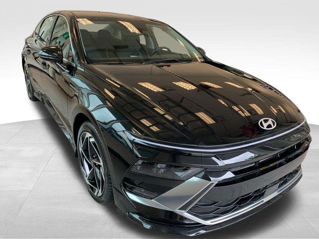 2026 Hyundai Sonata SEL AWD's photo