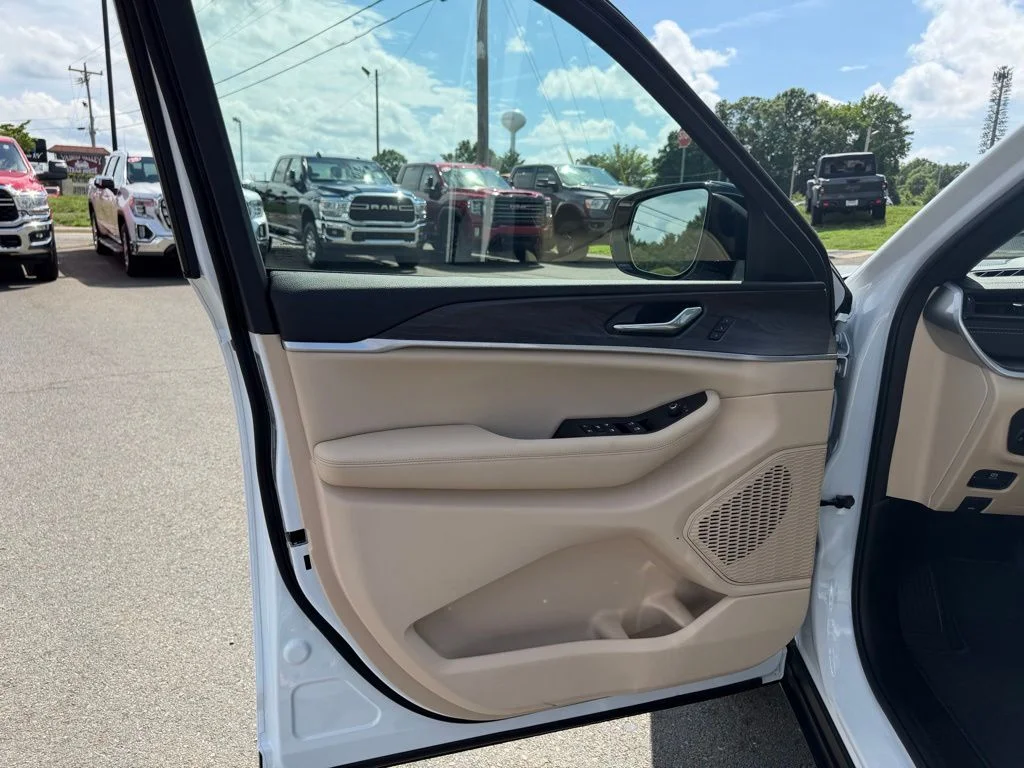 New 2026 White Jeep Limited image 13