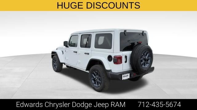 New 2026 Bright White Clear-Coat Exterior Paint Jeep  image 6