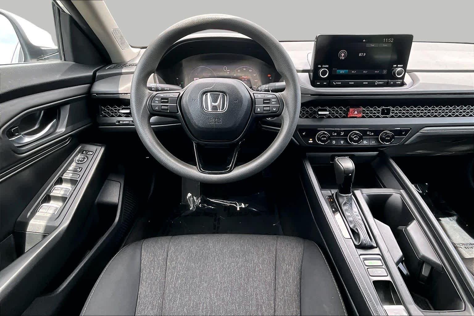 Used 2024 Platinum White Pearl Honda EX image 6