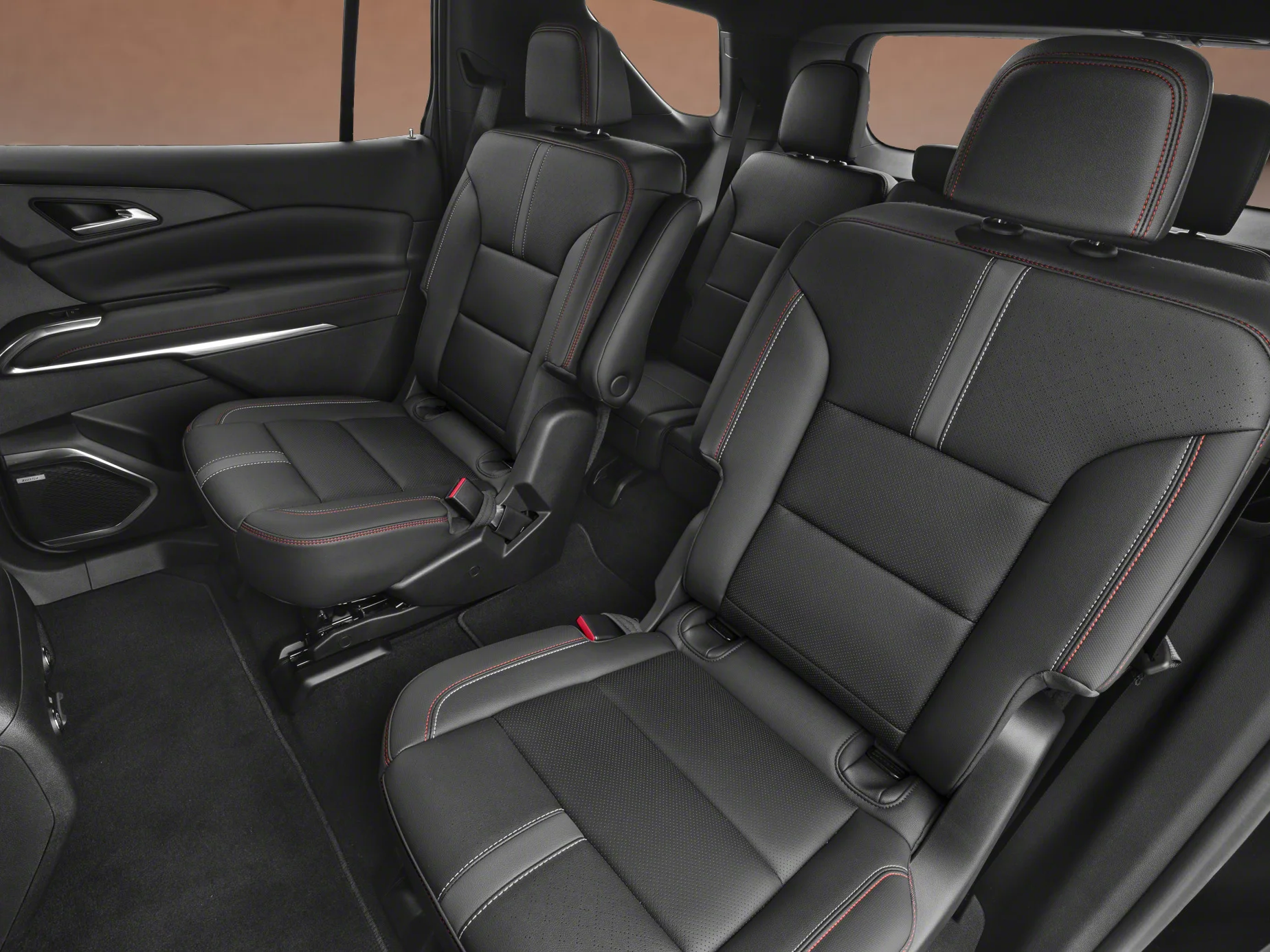 New 2026 Black Chevrolet AWD 4dr RS image 8