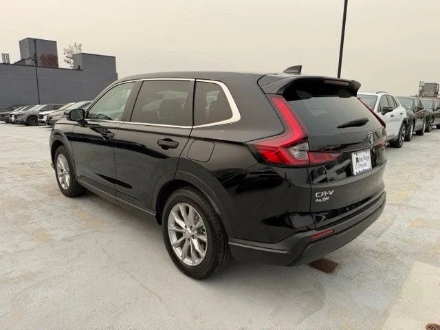 Used 2024  Honda EX-L image 5