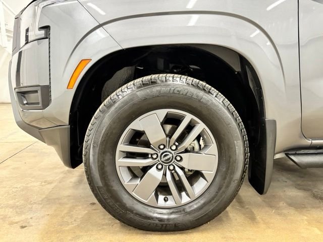 Used 2025 Gray Nissan SV image 10