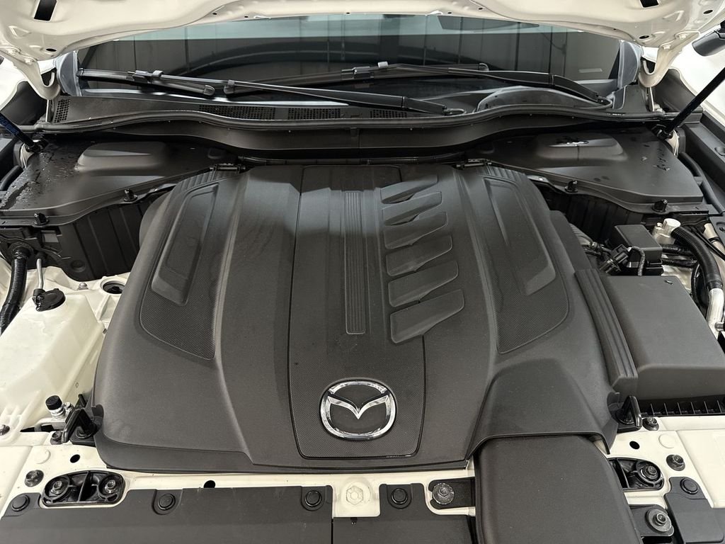 Used 2025 White Mazda 3.3 Turbo Premium image 34