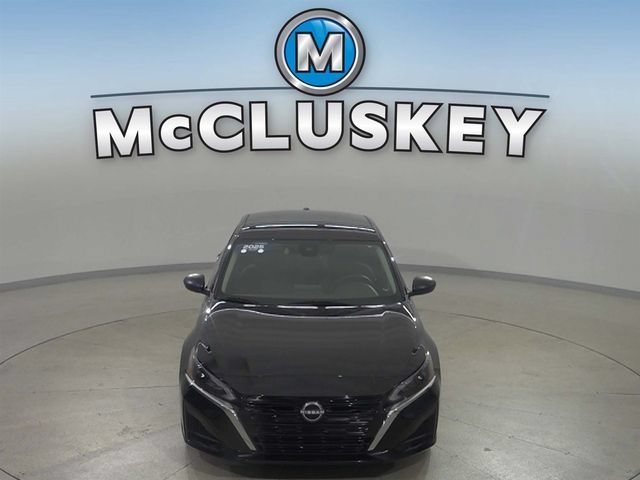2025 Nissan Altima SV - Photo 16