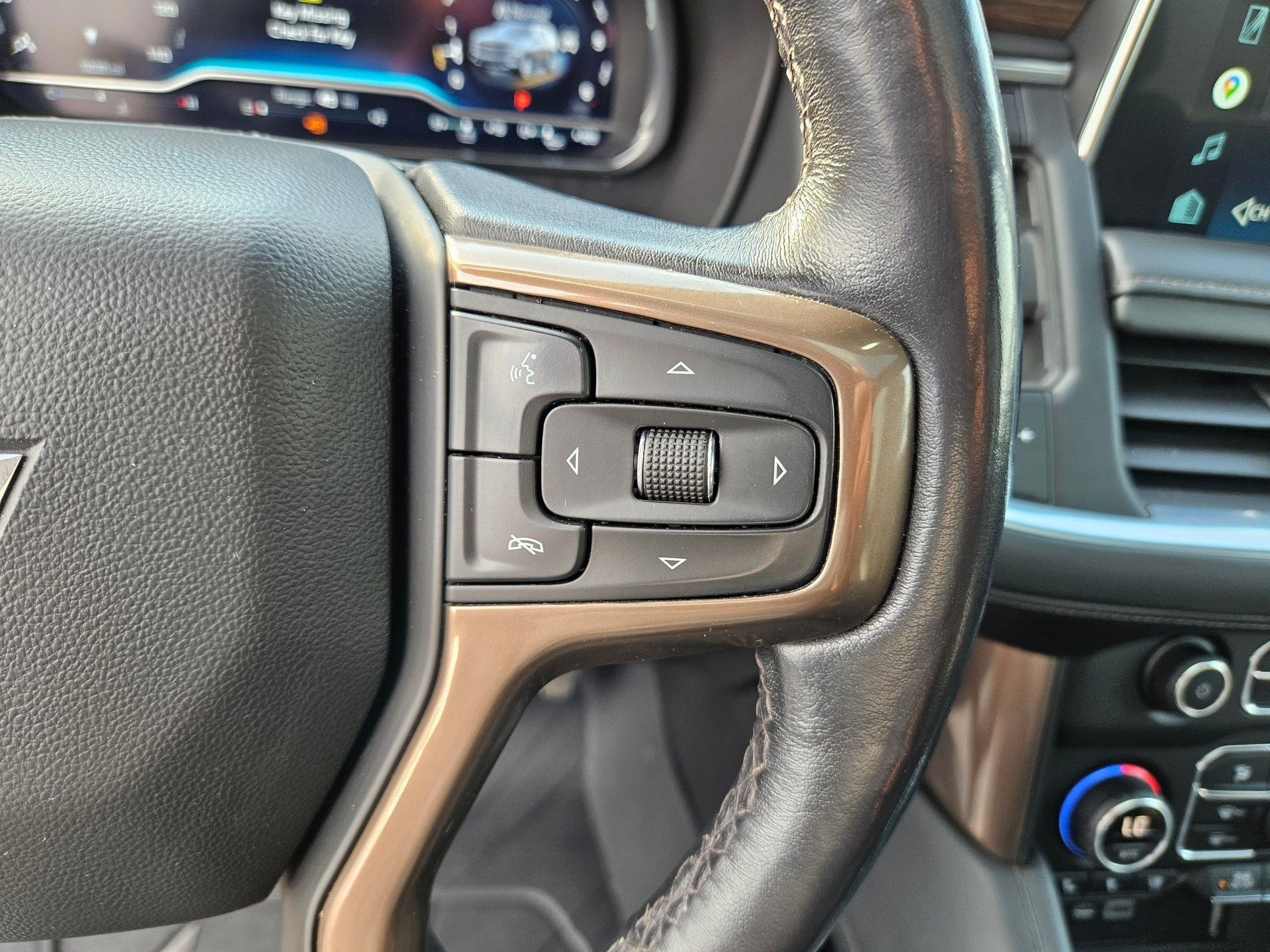 Used 2022 Dark Ash Metallic Chevrolet High Country image 19