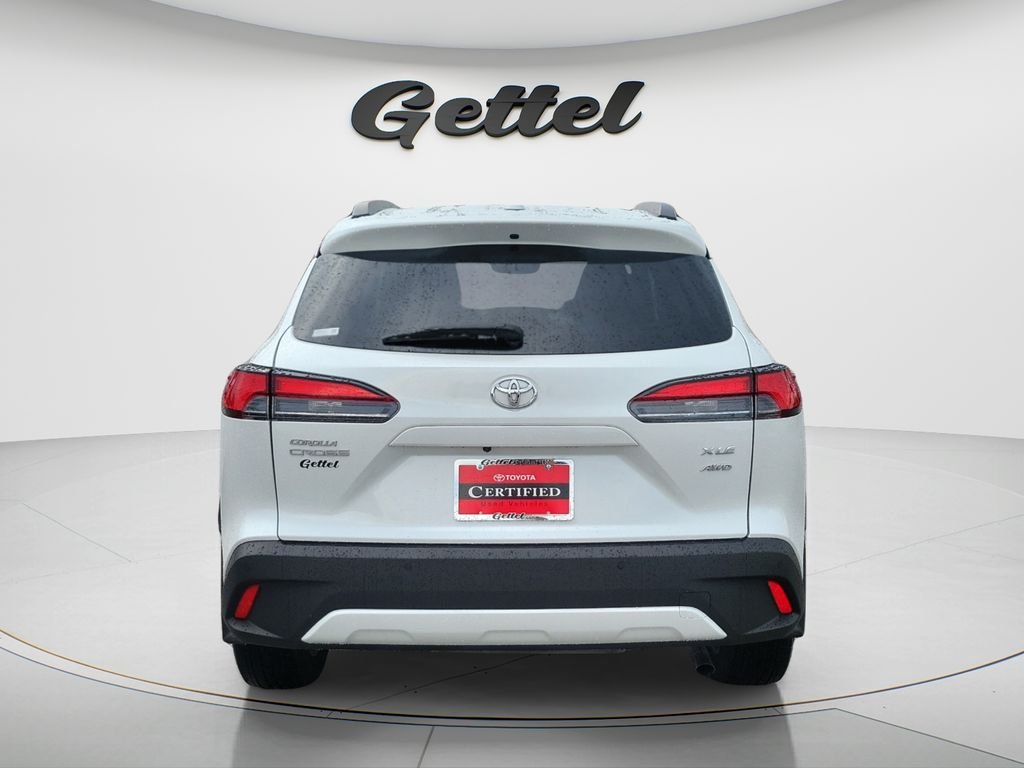 Used 2024 Beige Toyota XLE image 6