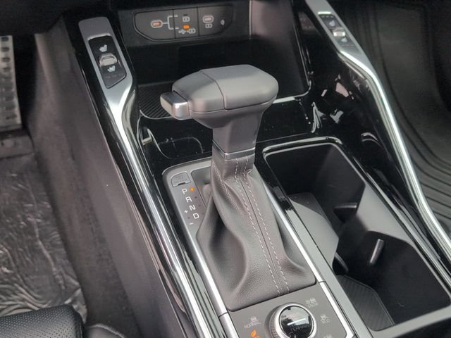 New 2026 Glacial White Pearl Kia X-Line SX Prestige AWD image 20