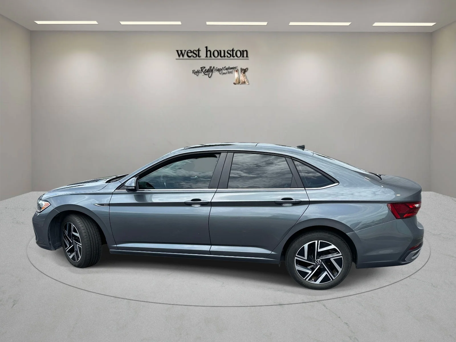 Certified Used 2024 Gray Volkswagen SEL image 7