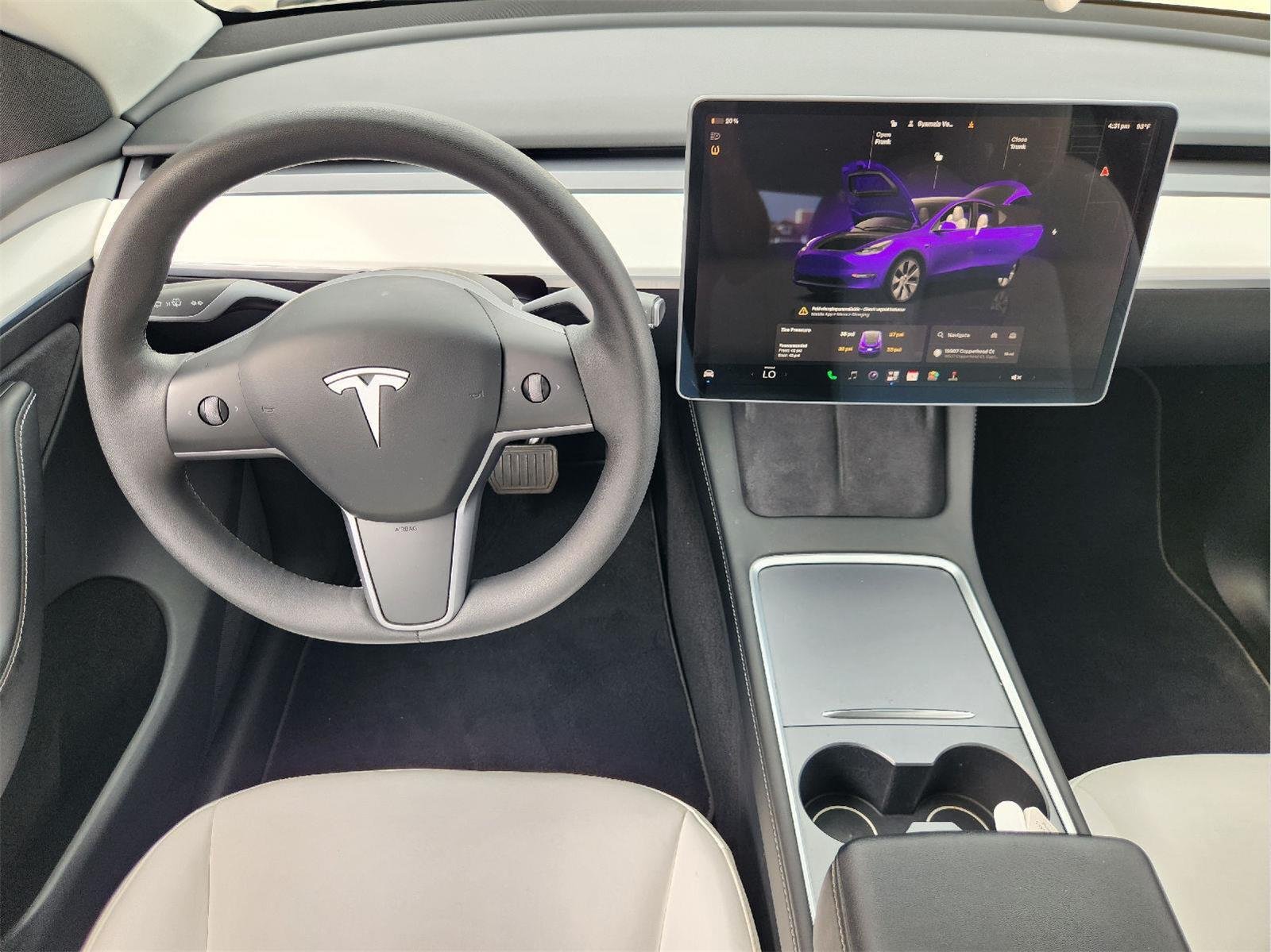 2023 Tesla Model Y photo 27 of 33