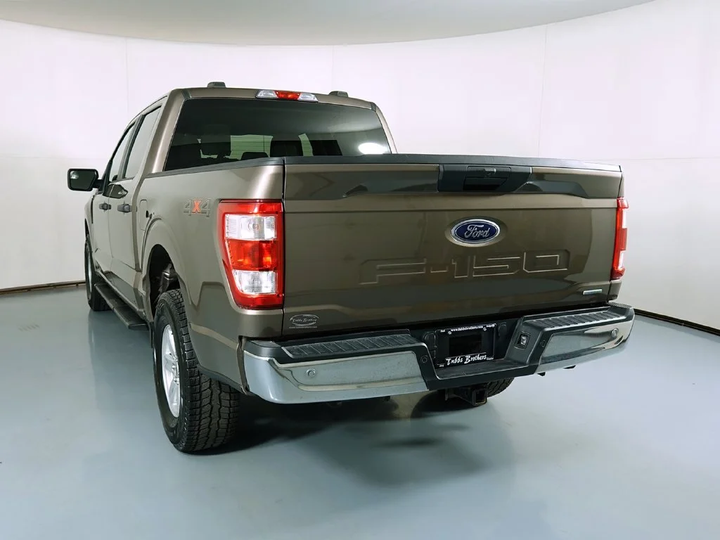 Used 2022 Gray Ford XL image 8