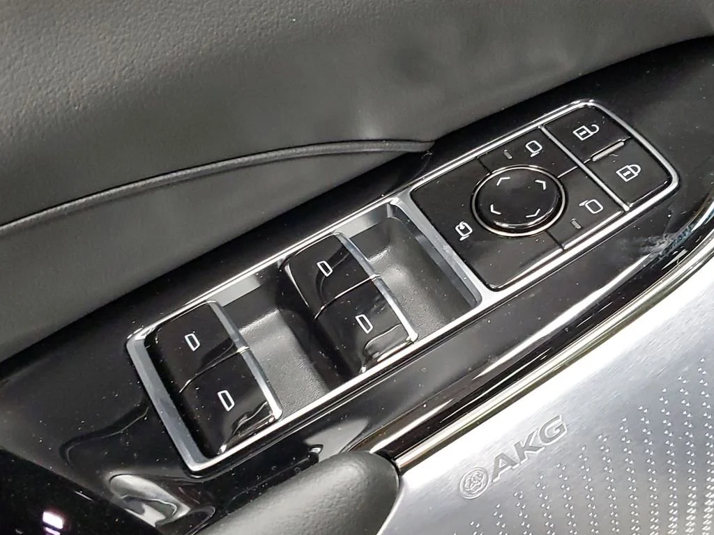 2026 Cadillac LYRIQ Premium Sport - Photo 23