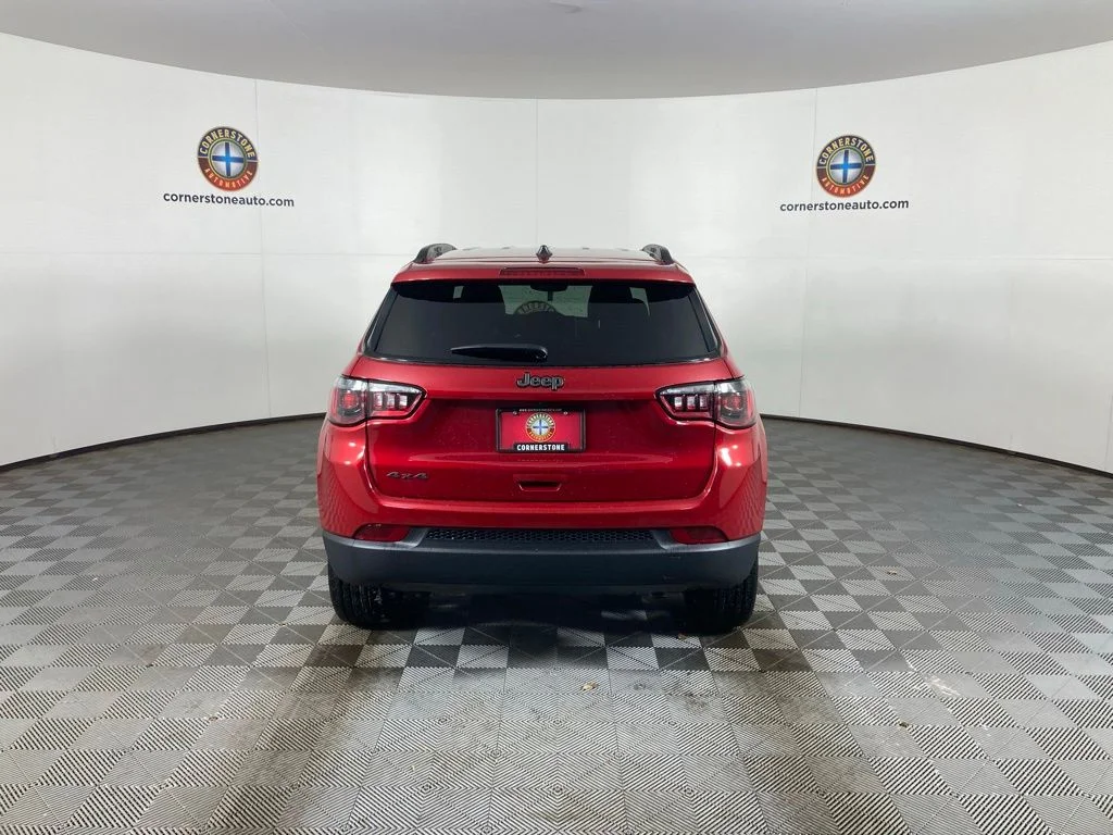New 2026 Red Hot Pearlcoat Jeep Latitude image 20