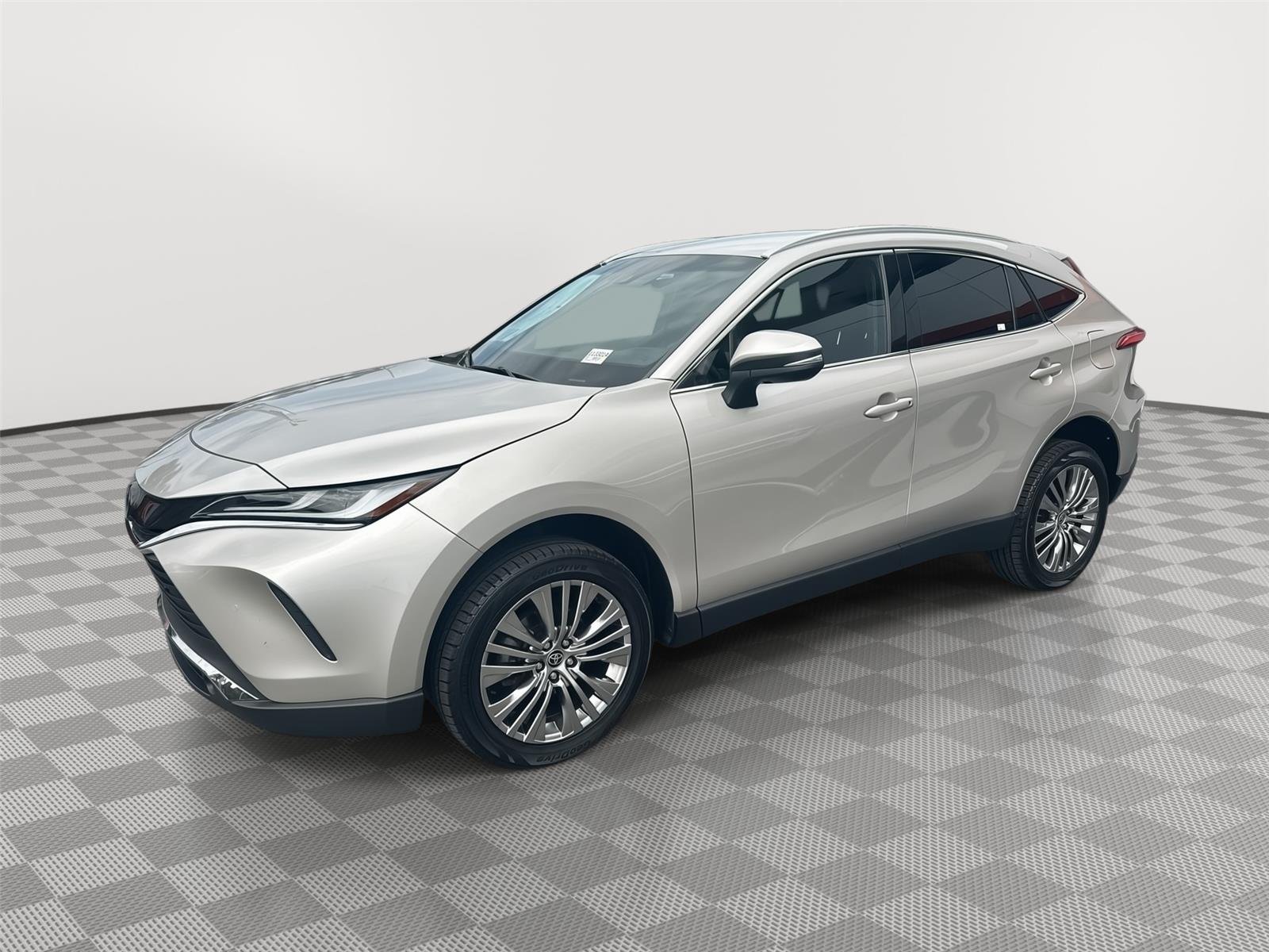 Used 2023 Titanium Glow Toyota XLE image 1