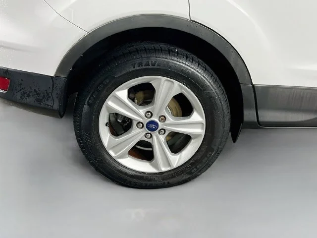 Used 2014 White Ford SE image 33