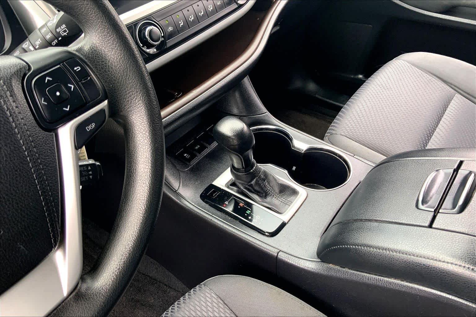 Used 2016 Silver Sky Metallic Toyota LE image 16