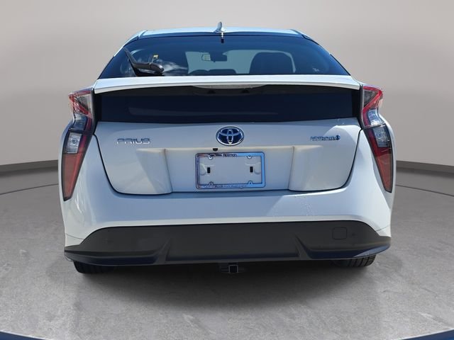 Used 2016 White Toyota Three Touring image 7