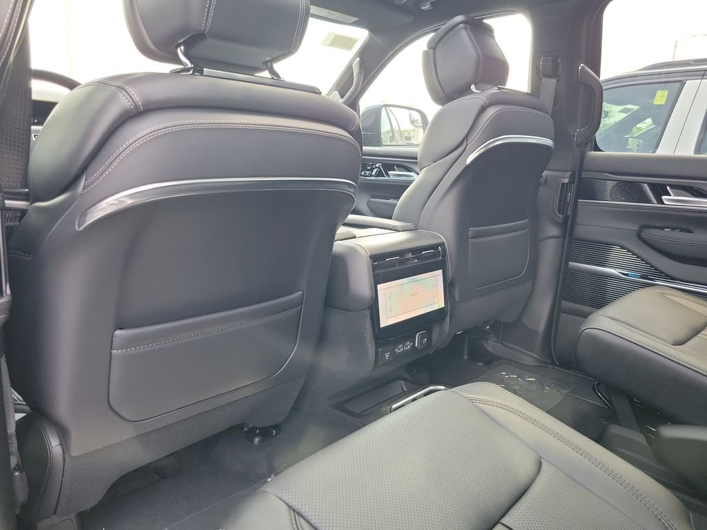 New 2026 Baltic Gray Metallic Clearcoat Jeep Summit Obsidian image 15