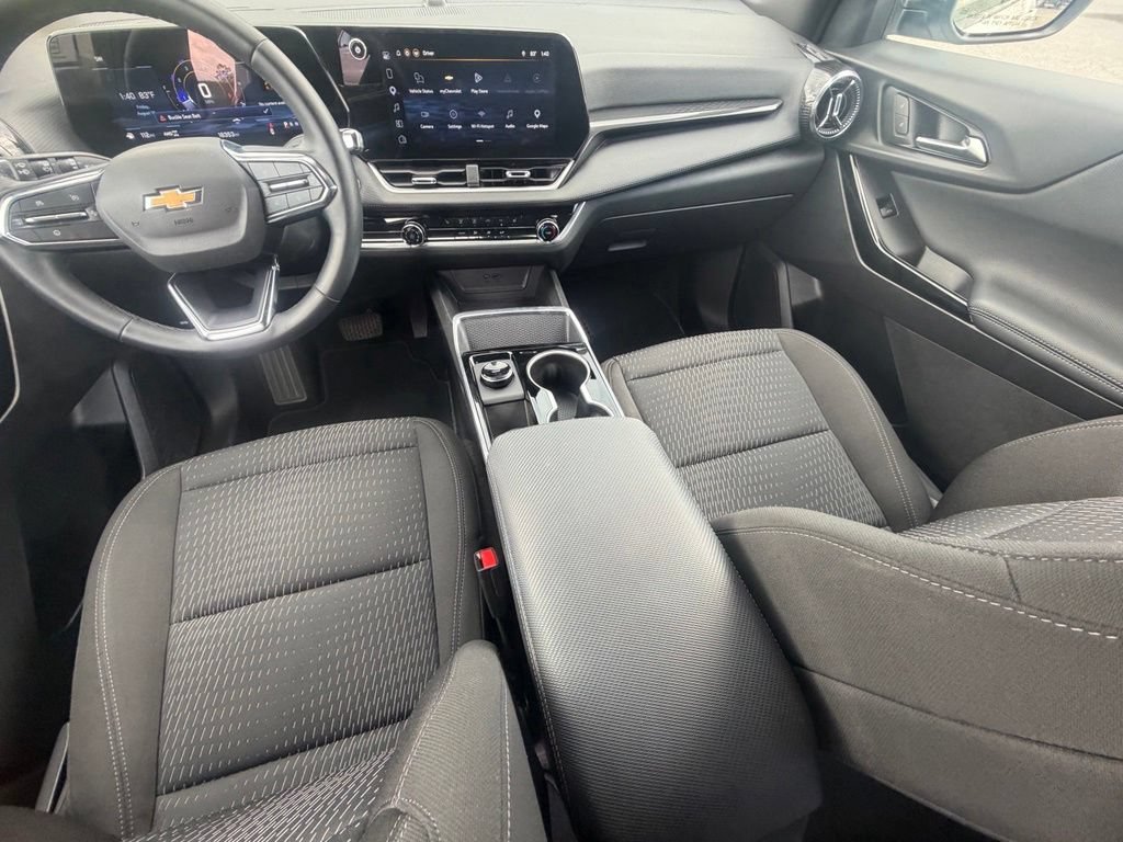 Used 2026 Summit White Chevrolet LT image 11