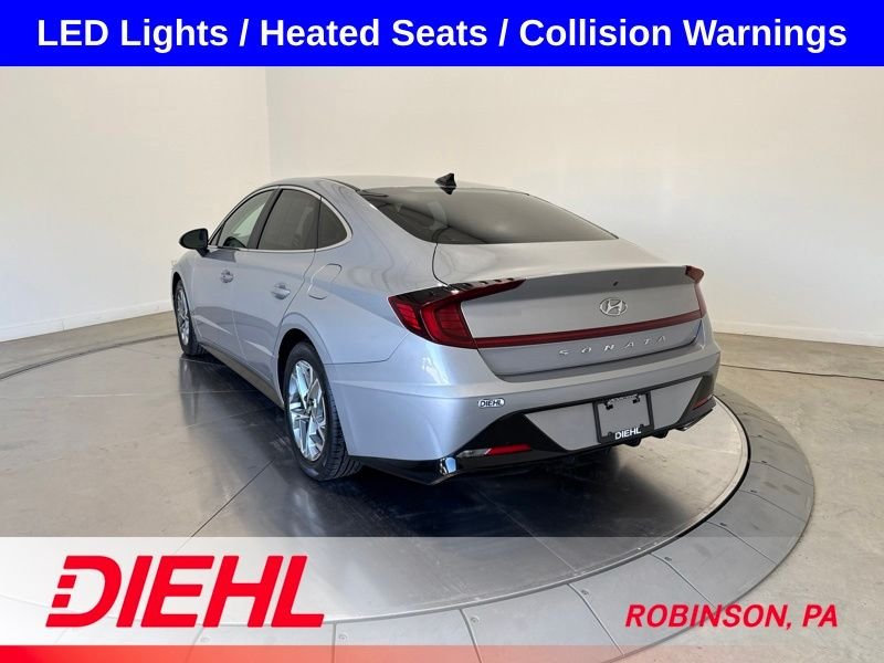 Used 2023 Silver Hyundai SEL image 5