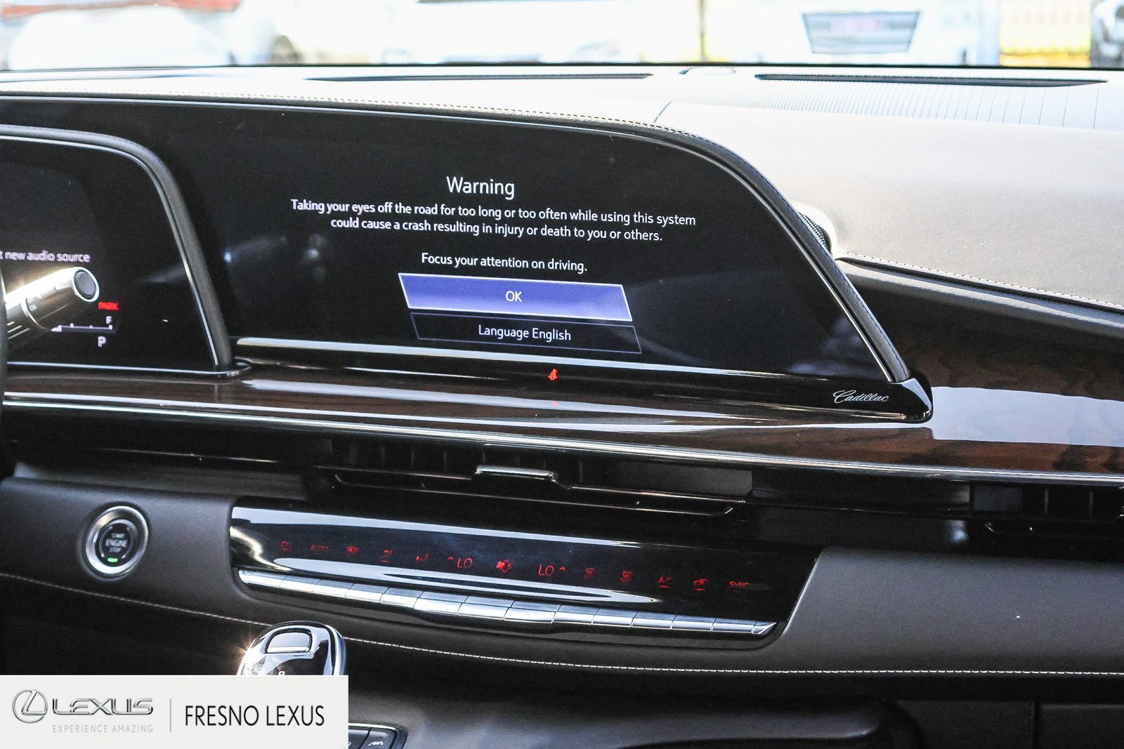 2024 Cadillac Escalade ESV Premium Luxury Platinum - Photo 17