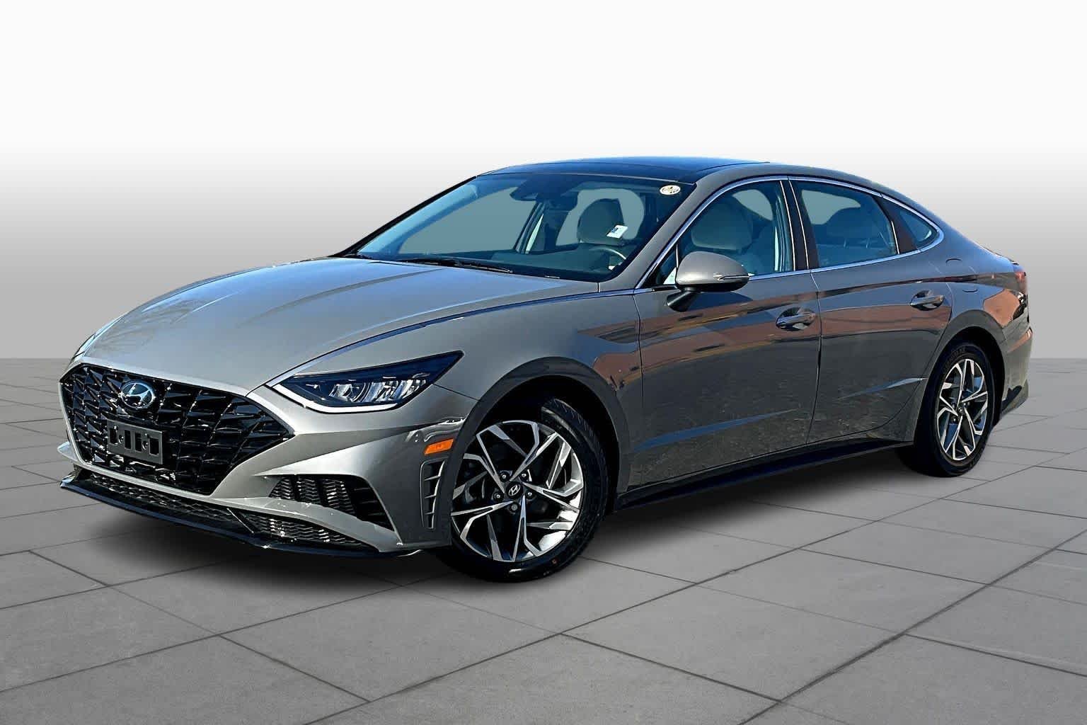 2023 Hyundai Sonata SEL's photo