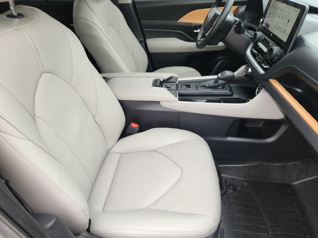Certified Used 2025 Gray Toyota Limited image 24