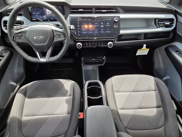 2027 Chevrolet Bolt LT - Photo 8