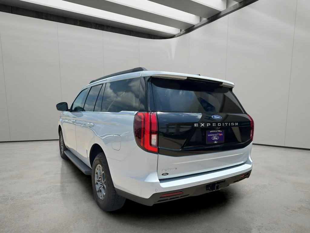 New 2025 Space Silver Metallic Ford Active image 3