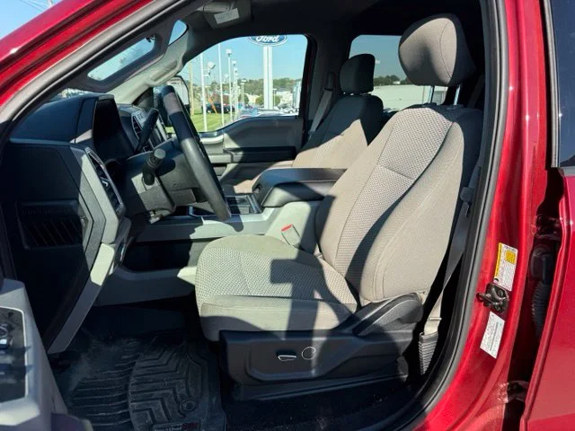 Used 2017 Red Ford XLT image 13