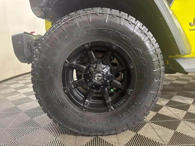 Used 2022 Yellow Jeep Unlimited Rubicon image 10