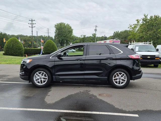 Used 2024 Black Ford SEL image 10