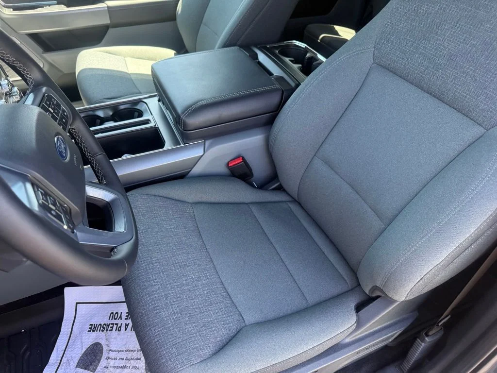 2025 Ford F-150 XLT - Photo 13