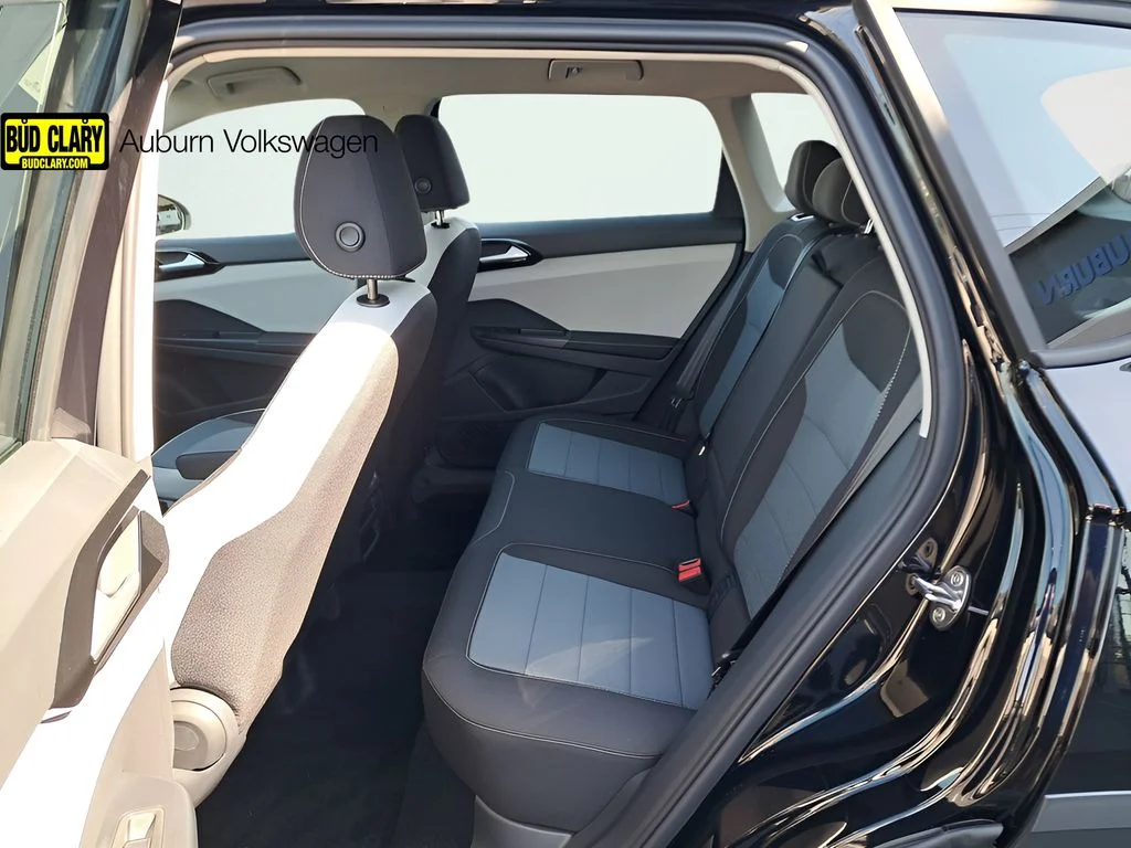 New 2025 Black Volkswagen 1.5T S image 15