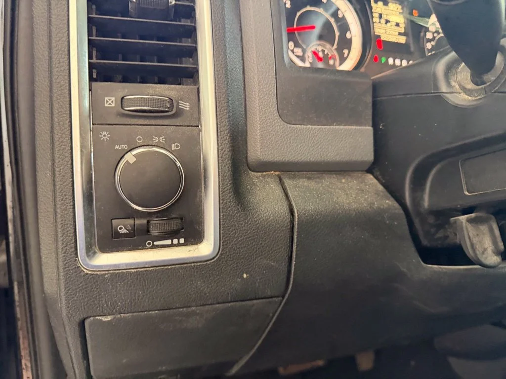 Used 2016 Black Ram SLT image 24