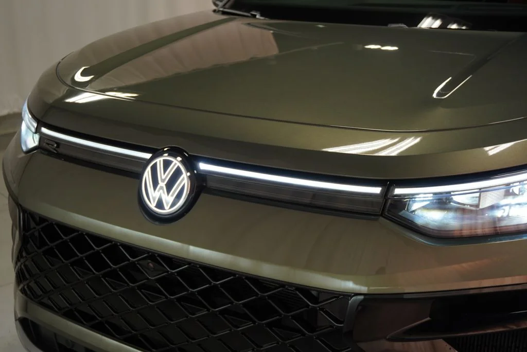 New 2026 Green Volkswagen 2.0T SEL R-Line Turbo image 36