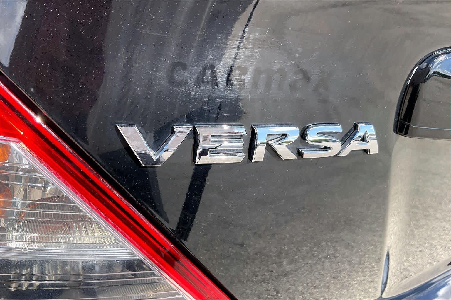 Used 2018 Super Black Nissan SV image 10