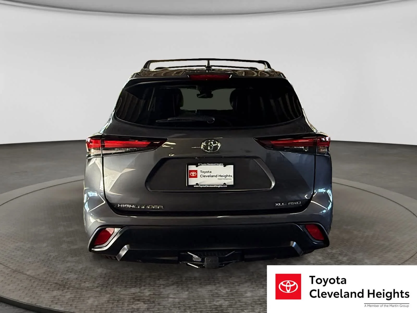 Used 2024 Magnetic Gray Metallic Toyota XLE image 6